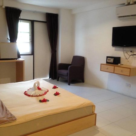 Nin Apartments Karon Beach Phuket Εξωτερικό φωτογραφία