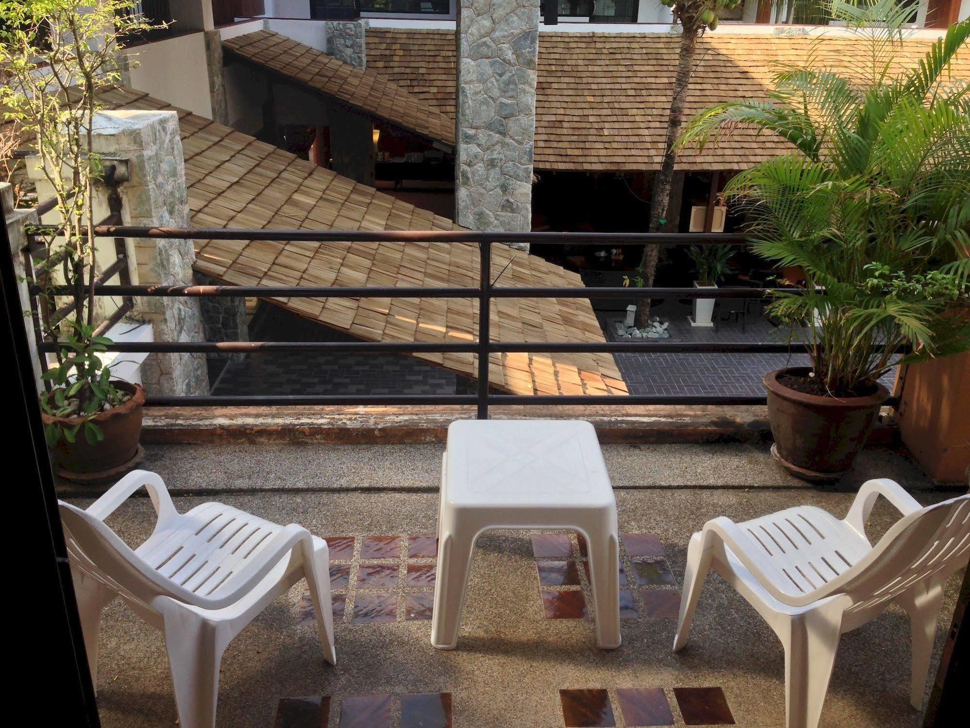 Nin Apartments Karon Beach Phuket Εξωτερικό φωτογραφία